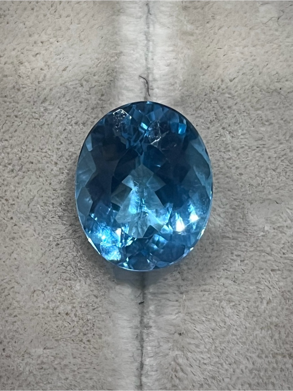 13.5 carat blue topaz gemstone - 13mm x 16mm